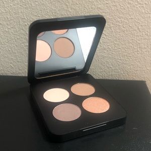 YOUNGBLOOD Pressed Mineral Eyeshadow Quad